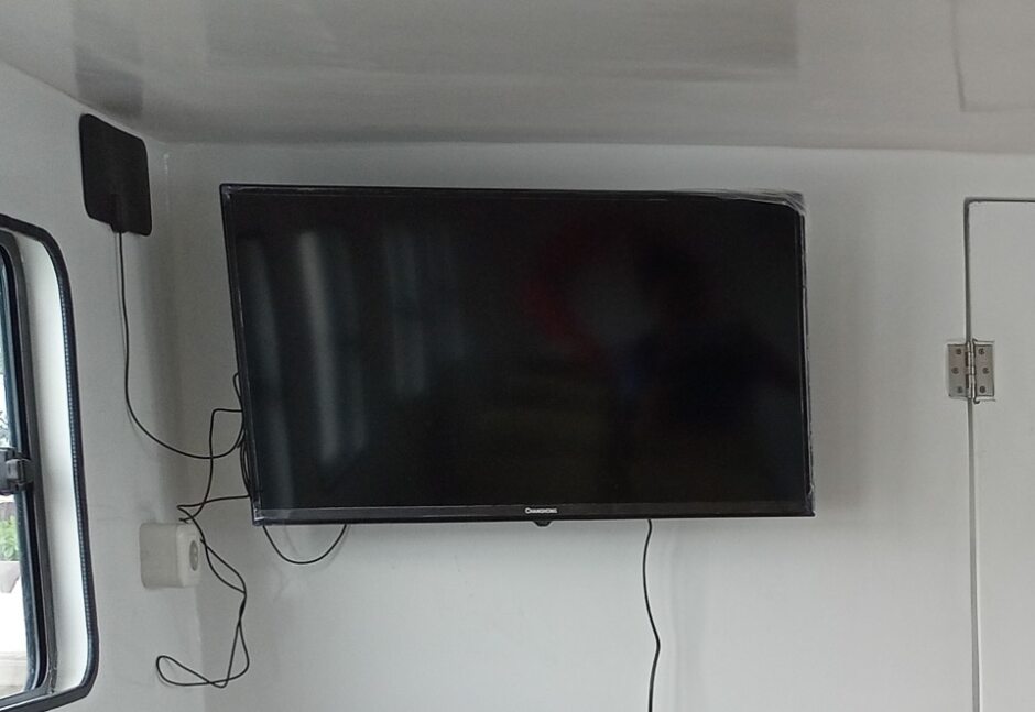 LED TV